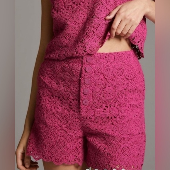 NWT Anthropologie Maeve Solid Eyelet
Crochet shorts size 2 - Picture 1 of 13